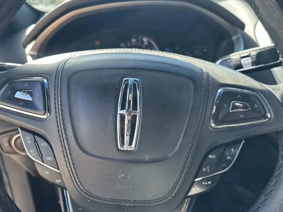 2018 Lincoln MKZ - Image 18 of 20