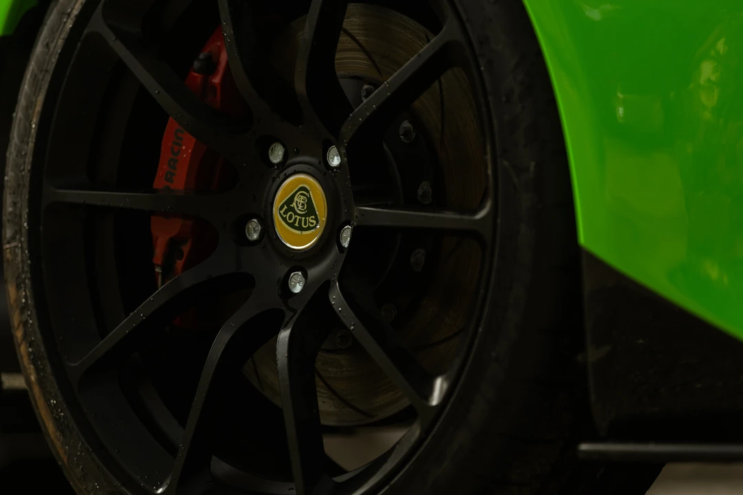 2018 Lotus 3-Eleven - Image 29 of 31