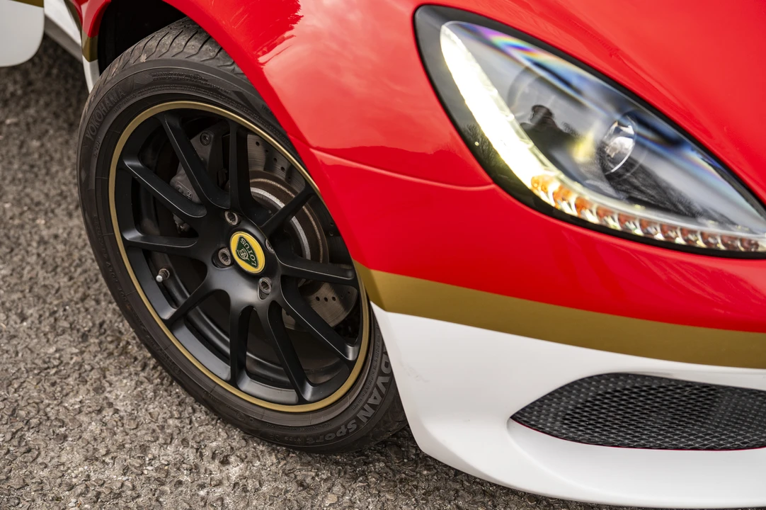 2018 Lotus Elise Series 3 - Image 28 of 31