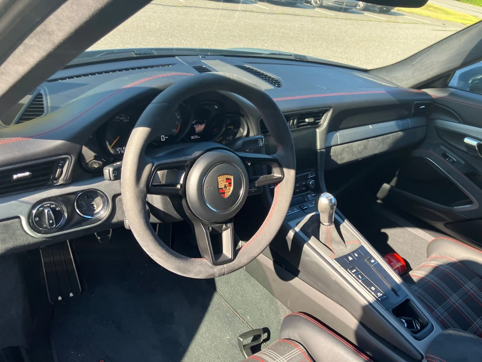 2018 Porsche 991 GT3 - Image 17 of 18
