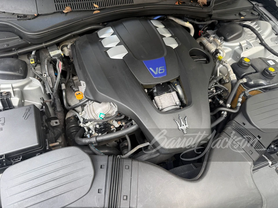2018 Maserati Ghibli 3rd Gen - Image 5 of 27