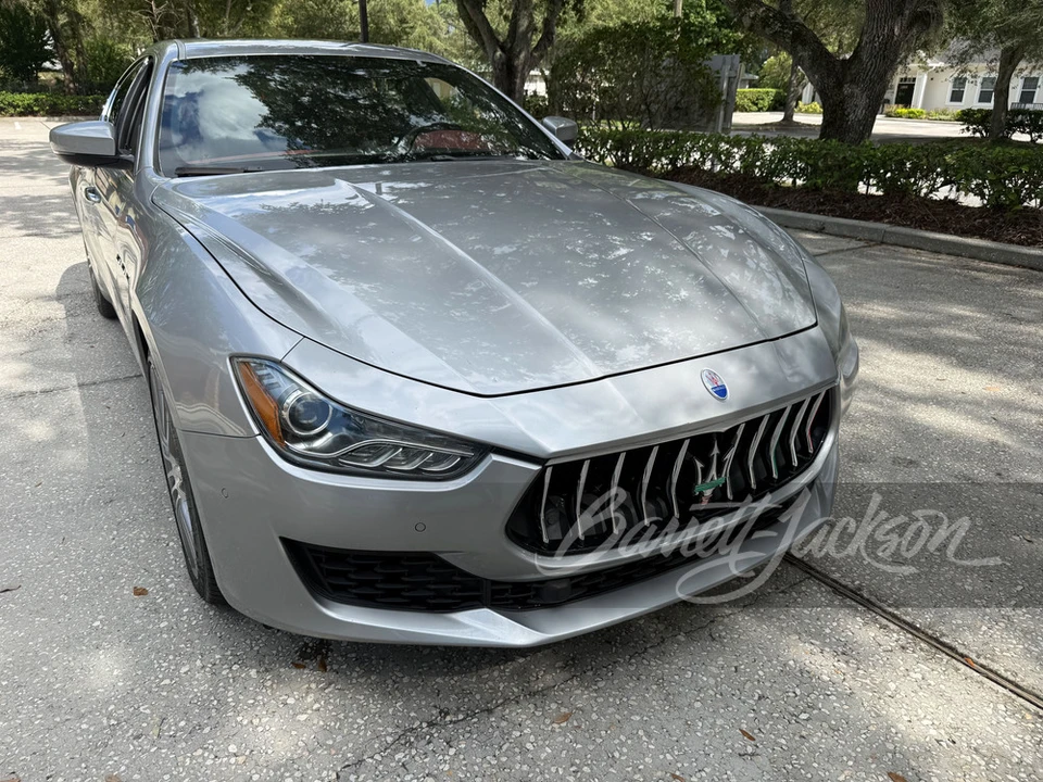 2018 Maserati Ghibli 3rd Gen - Image 19 of 27