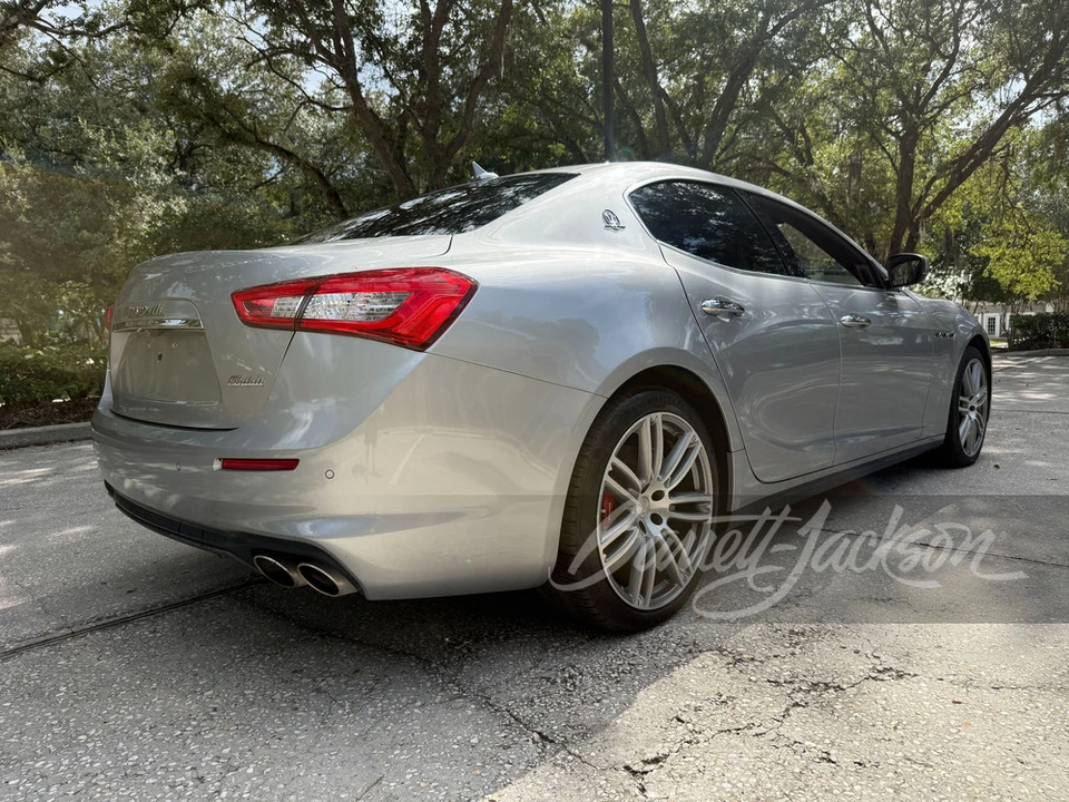 2018 Maserati Ghibli 3rd Gen - Image 18 of 27
