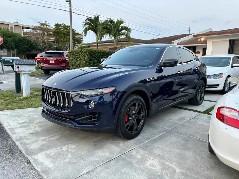 2018 Maserati Levante - Image 4 of 8