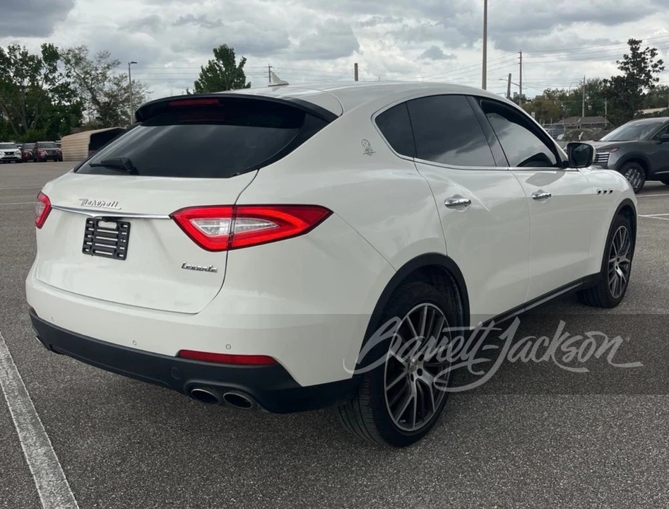 2018 Maserati Levante - Image 2 of 5