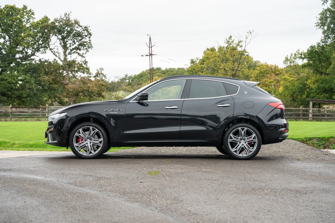 2018 Maserati Levante - Image 9 of 31