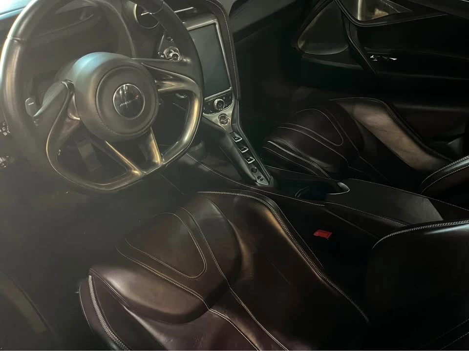 2018 McLaren 720S - Image 4 of 4