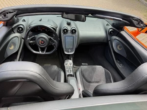 2018 McLaren 570S Spider - Image 9 of 18
