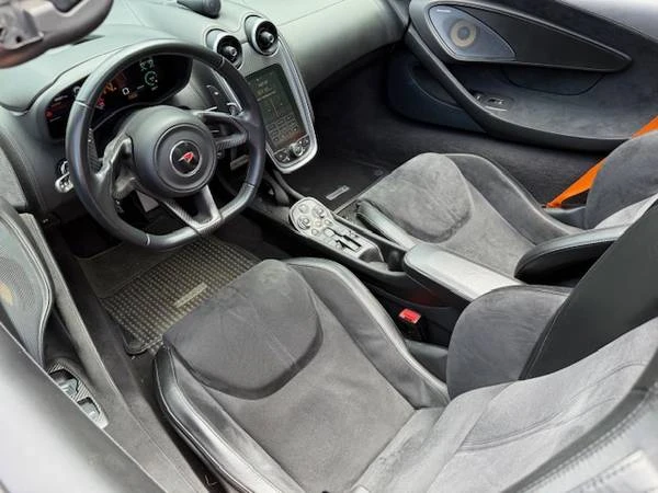 2018 McLaren 570S Spider - Image 13 of 18