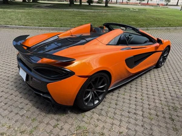2018 McLaren 570S Spider - Image 11 of 18