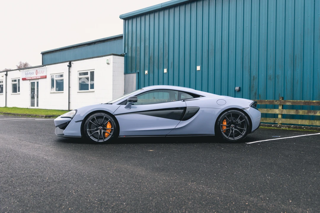 2018 McLaren 570S - Image 5 of 31