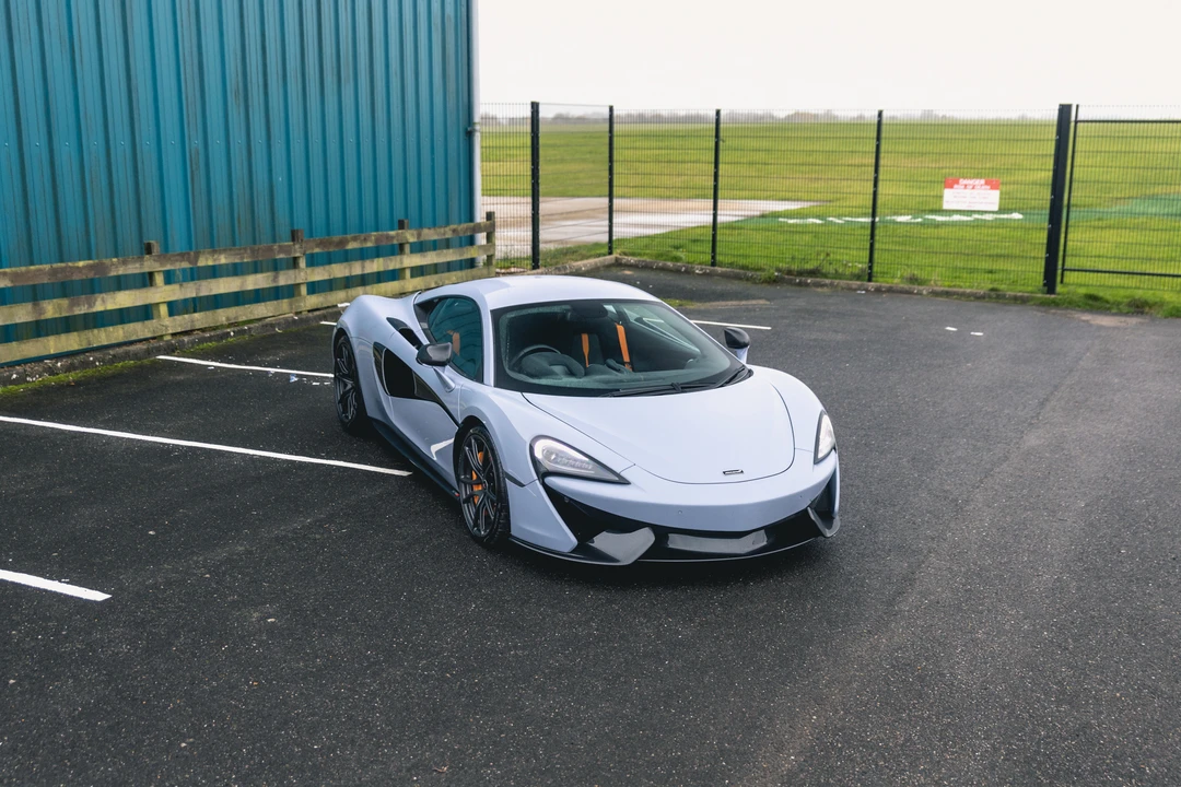 2018 McLaren 570S - Image 10 of 31