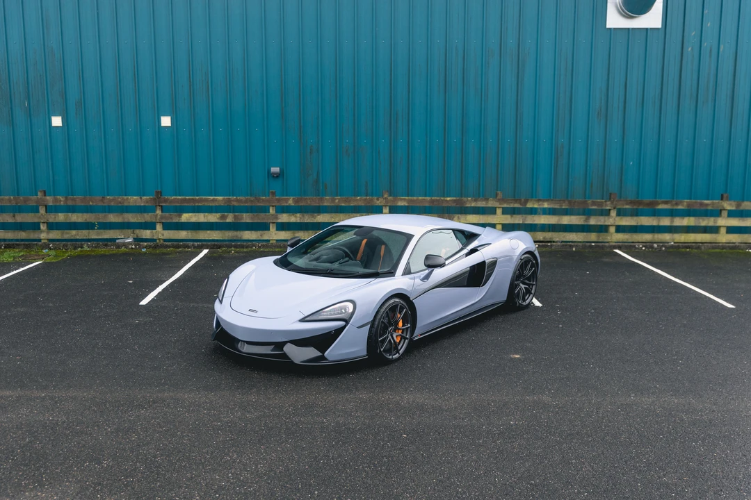 2018 McLaren 570S - Image 11 of 31