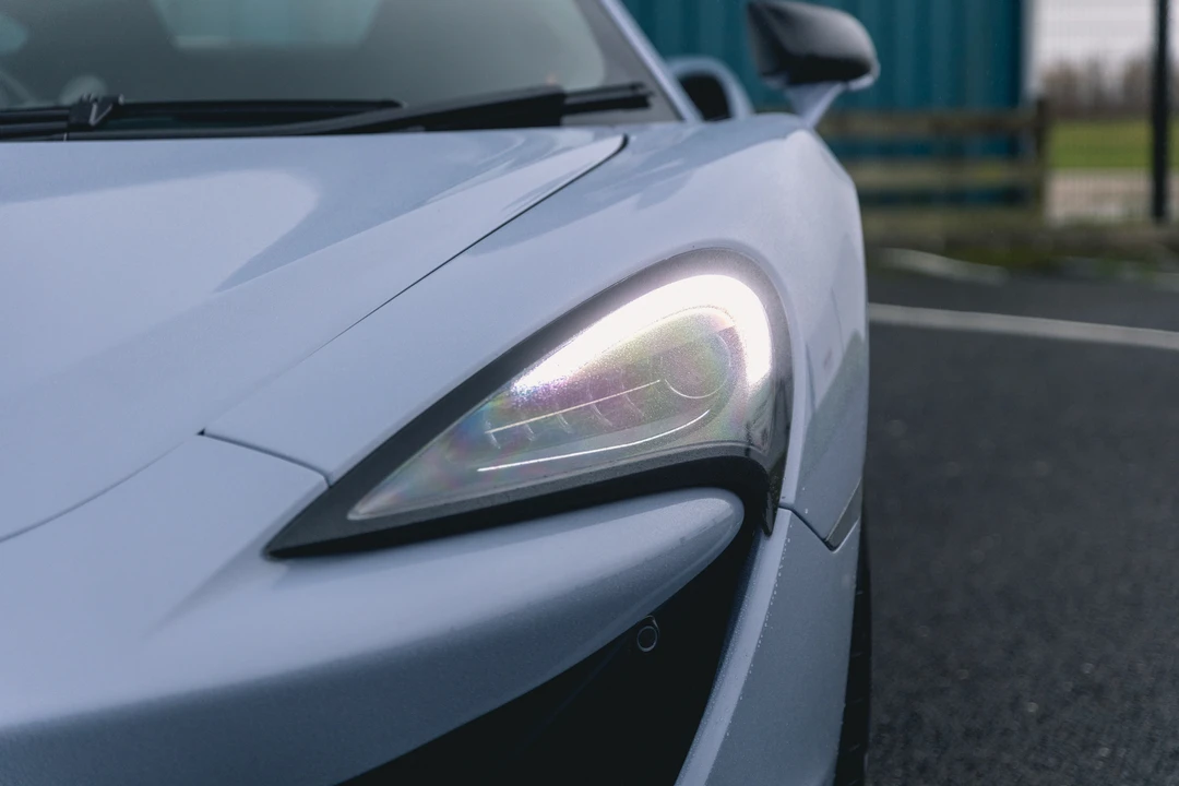 2018 McLaren 570S - Image 14 of 31
