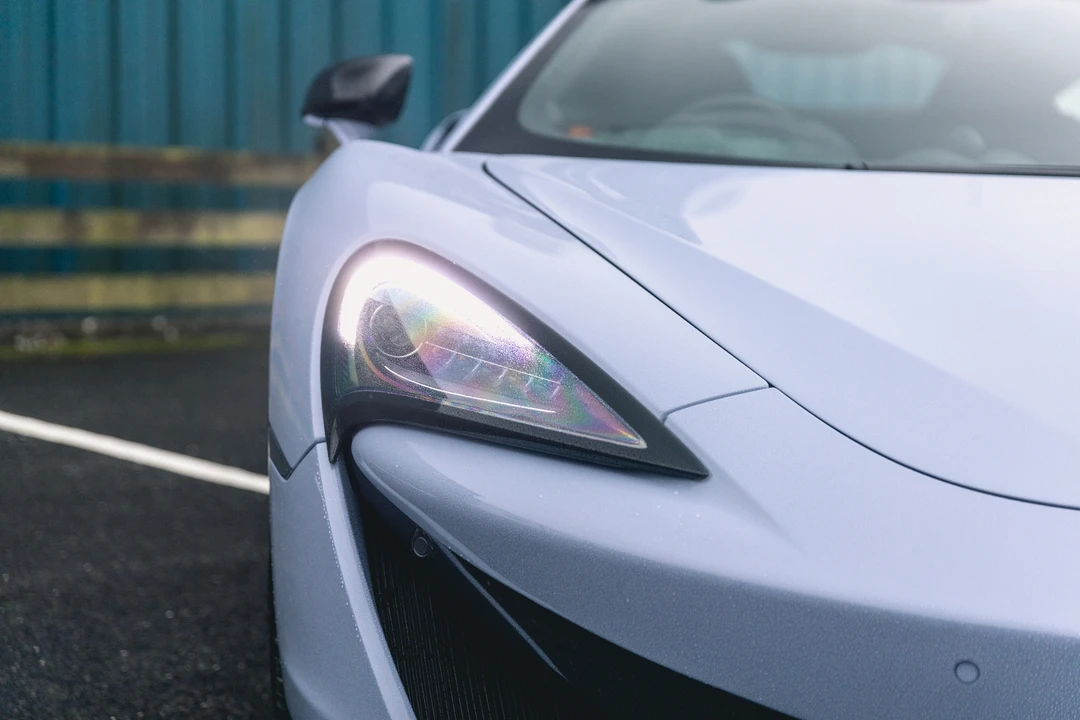 2018 McLaren 570S - Image 15 of 31