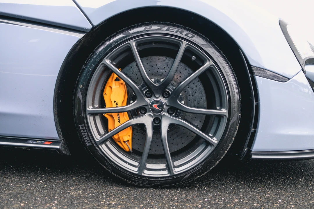 2018 McLaren 570S - Image 19 of 31
