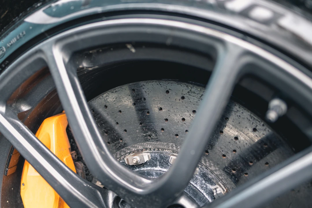 2018 McLaren 570S - Image 21 of 31