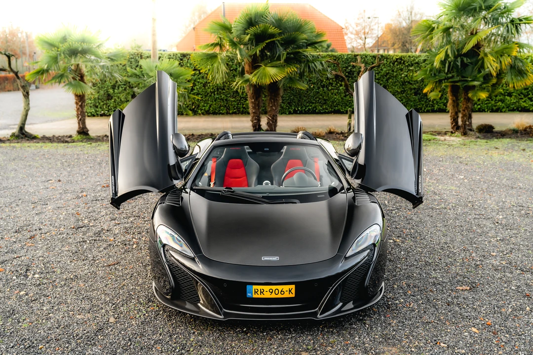 2018 McLaren 650S Spider - Image 18 of 31