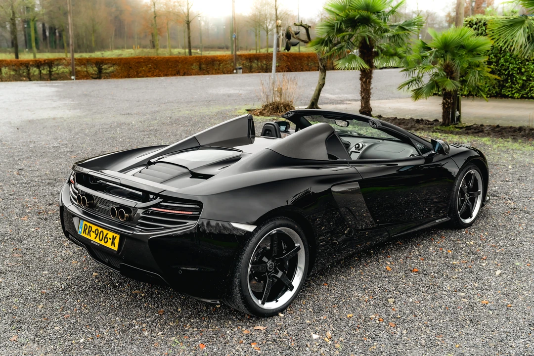 2018 McLaren 650S Spider - Image 14 of 31