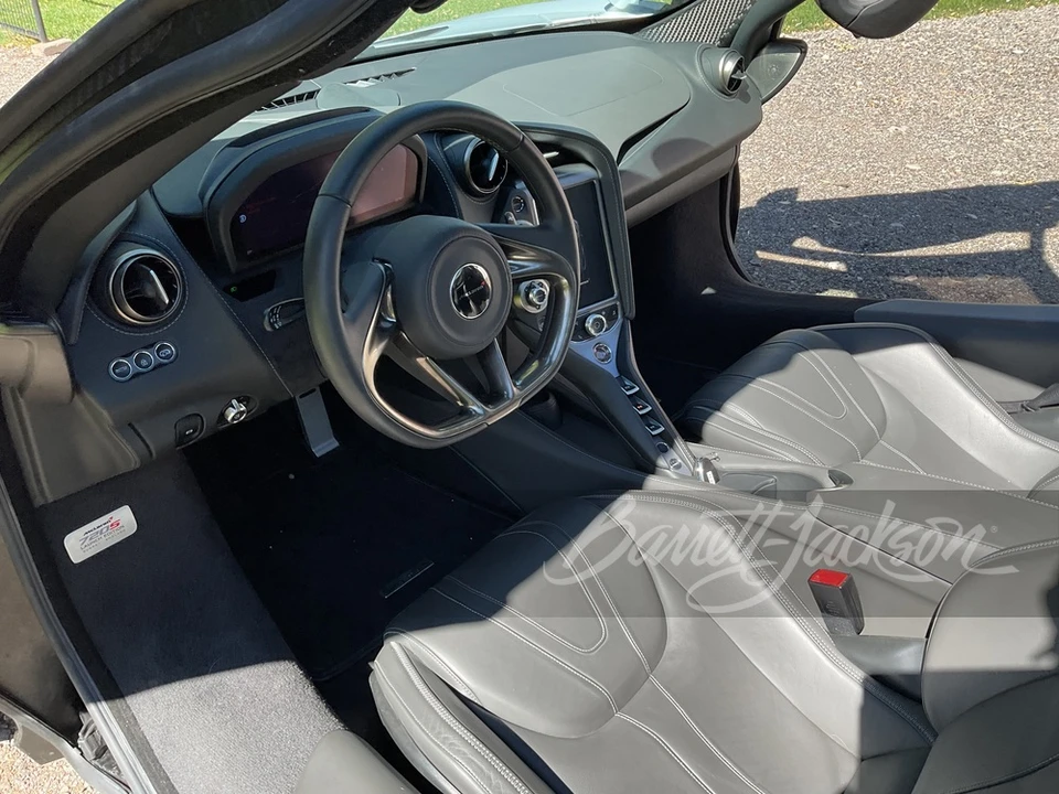 2018 McLaren 720S - Image 4 of 10