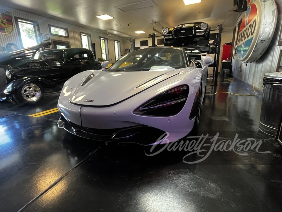 2018 McLaren 720S - Image 9 of 10