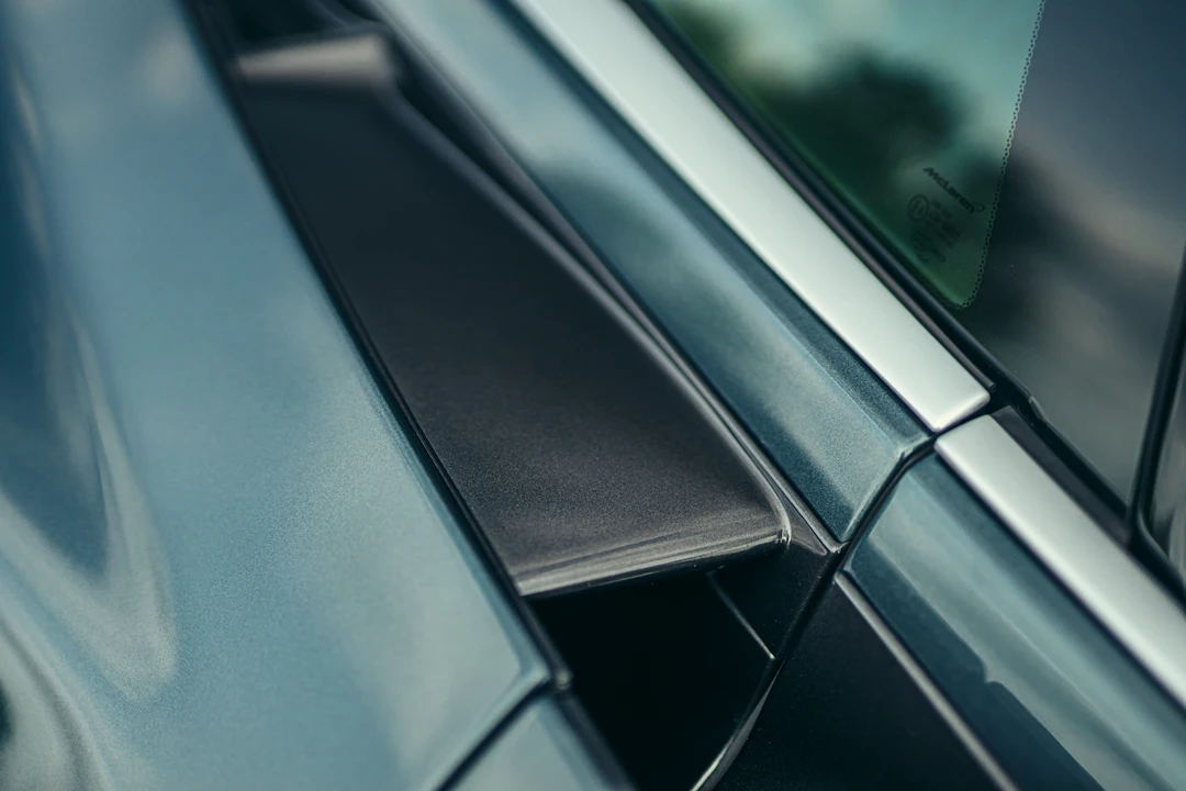 2018 McLaren 720S - Image 16 of 31