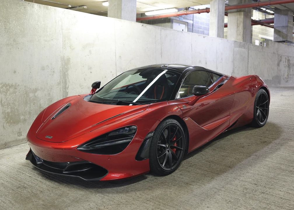 2018 McLaren 720S - Image 4 of 31