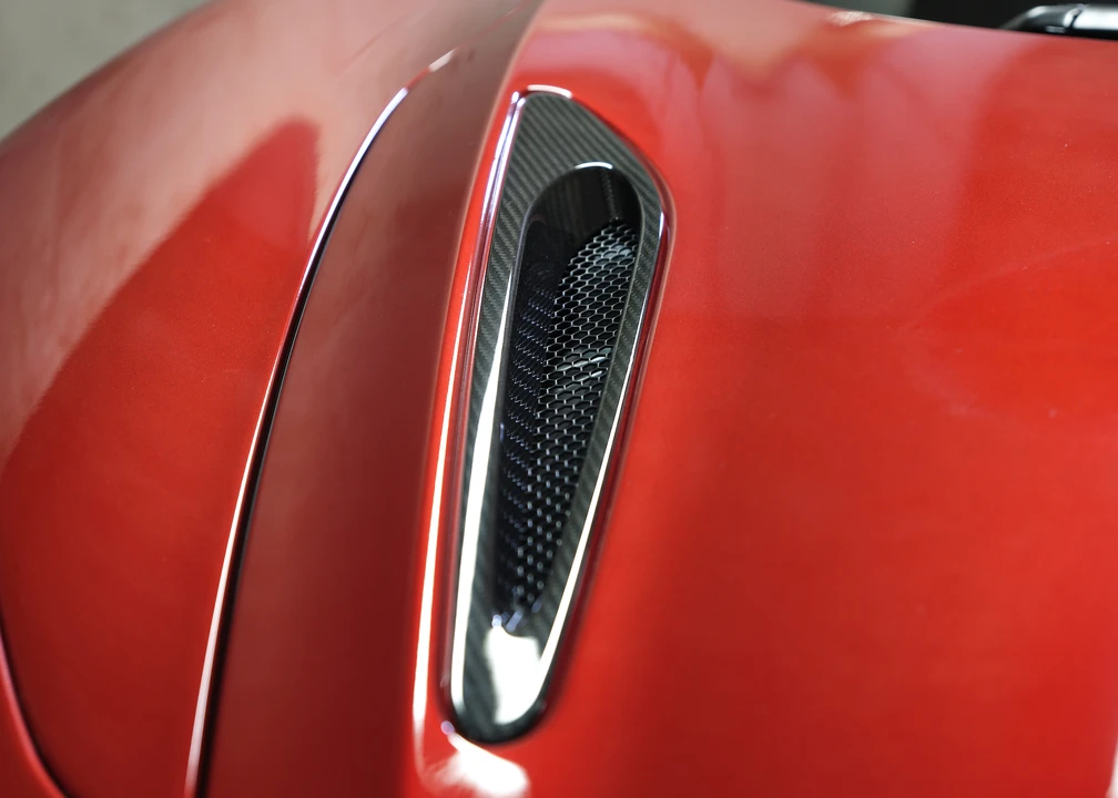 2018 McLaren 720S - Image 24 of 31