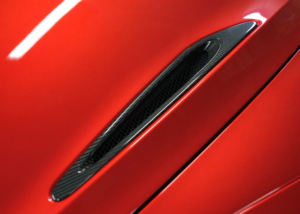 2018 McLaren 720S - Image 30 of 31