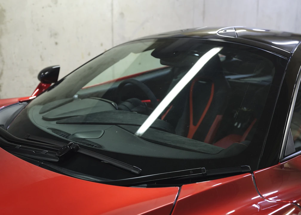 2018 McLaren 720S - Image 31 of 31