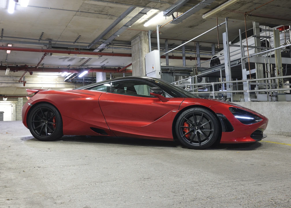 2018 McLaren 720S - Image 9 of 31