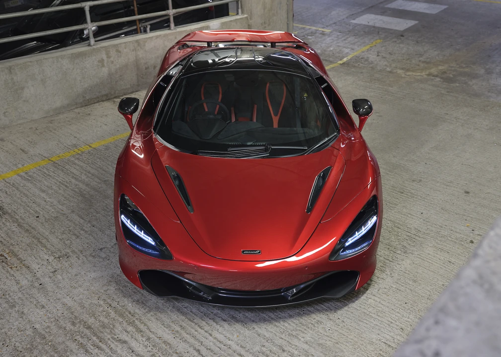 2018 McLaren 720S - Image 20 of 31