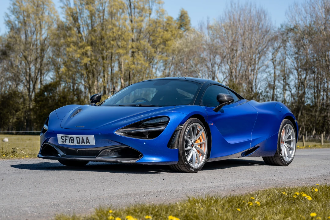 2018 McLaren 720S - Image 2 of 31