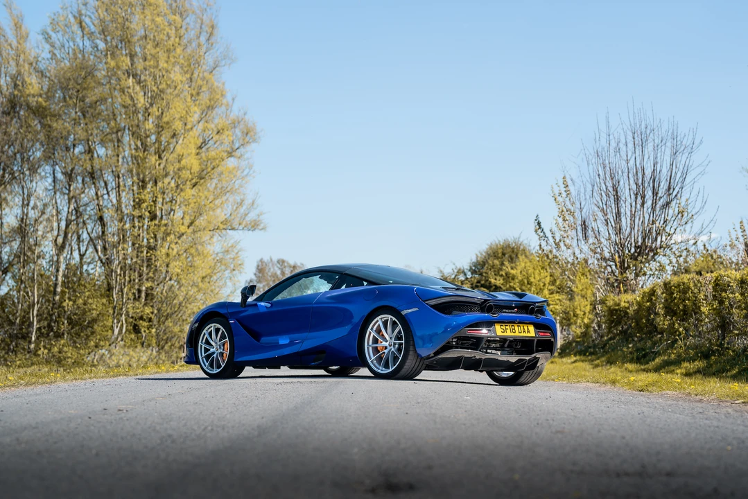2018 McLaren 720S - Image 16 of 31