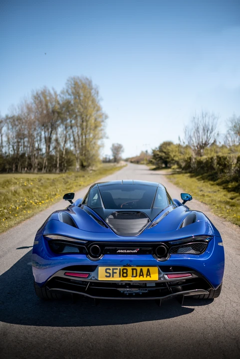 2018 McLaren 720S - Image 13 of 31