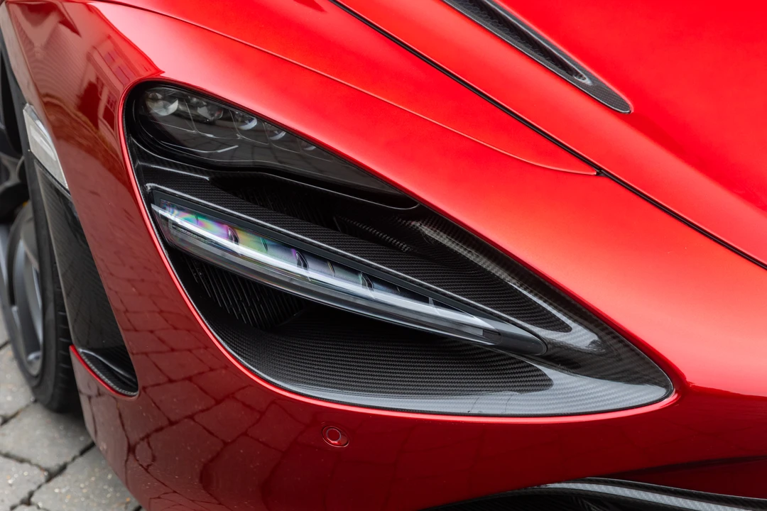 2018 McLaren 720S - Image 19 of 31