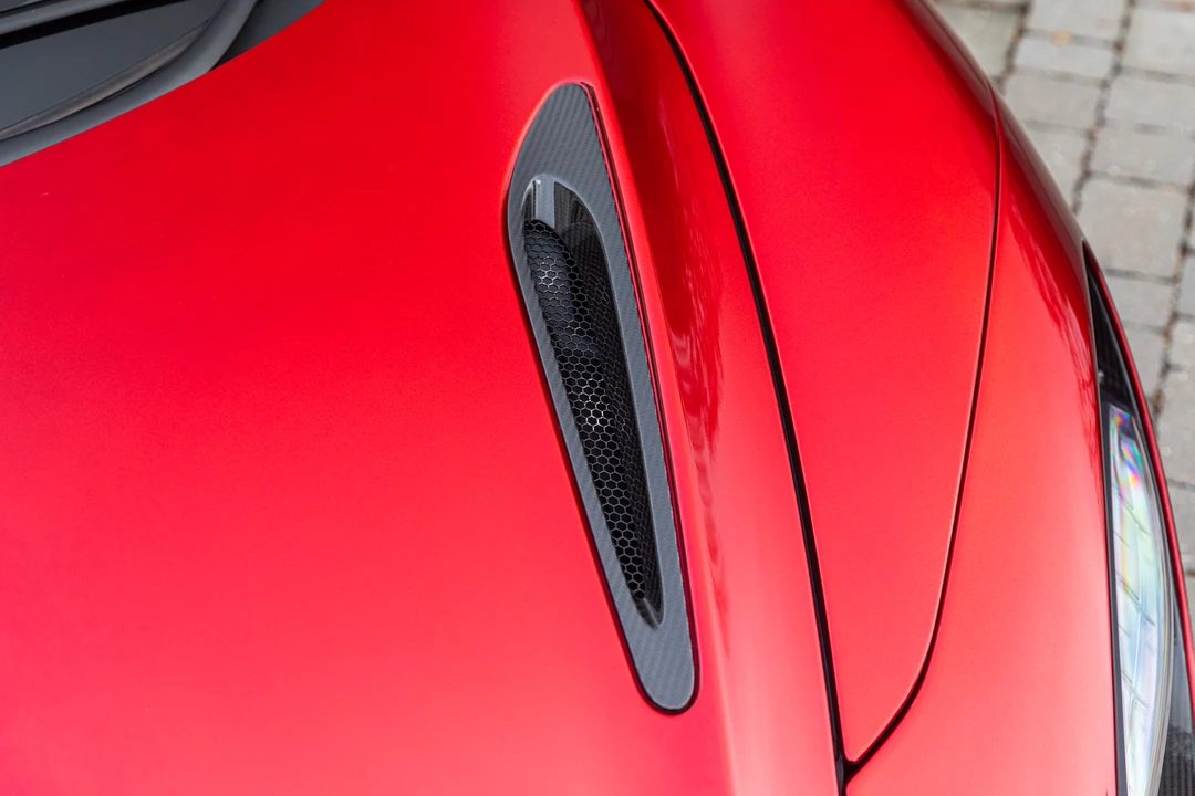 2018 McLaren 720S - Image 24 of 31