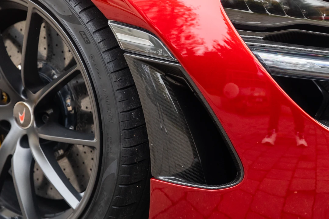 2018 McLaren 720S - Image 28 of 31