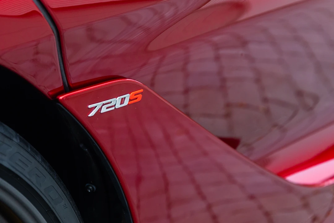 2018 McLaren 720S - Image 30 of 31