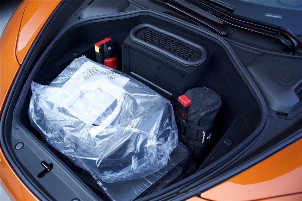 2018 McLaren 720S - Image 9 of 10