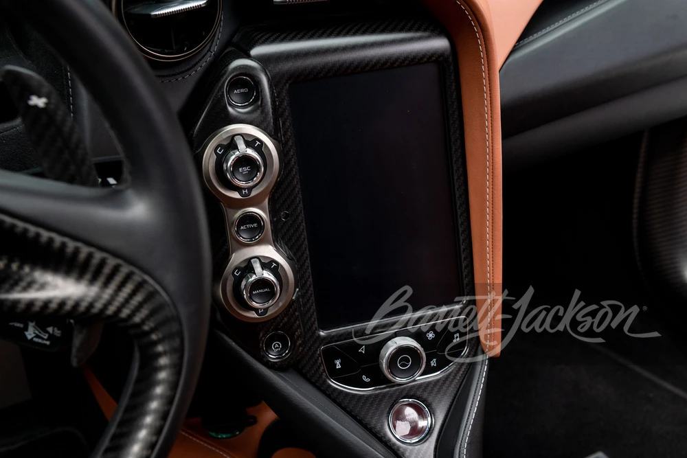 2018 McLaren 720S - Image 7 of 31