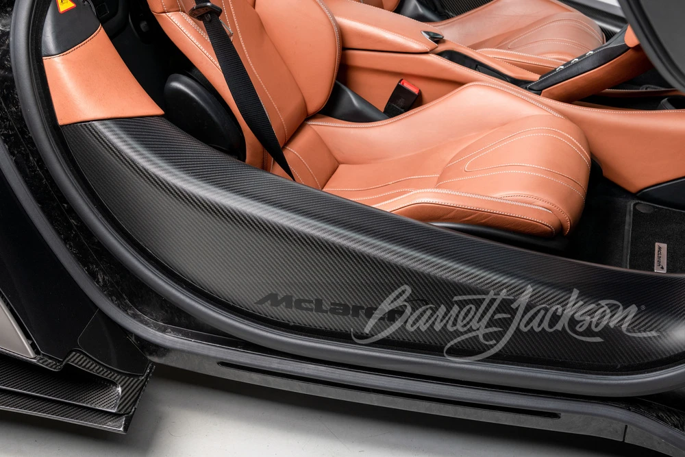2018 McLaren 720S - Image 11 of 31