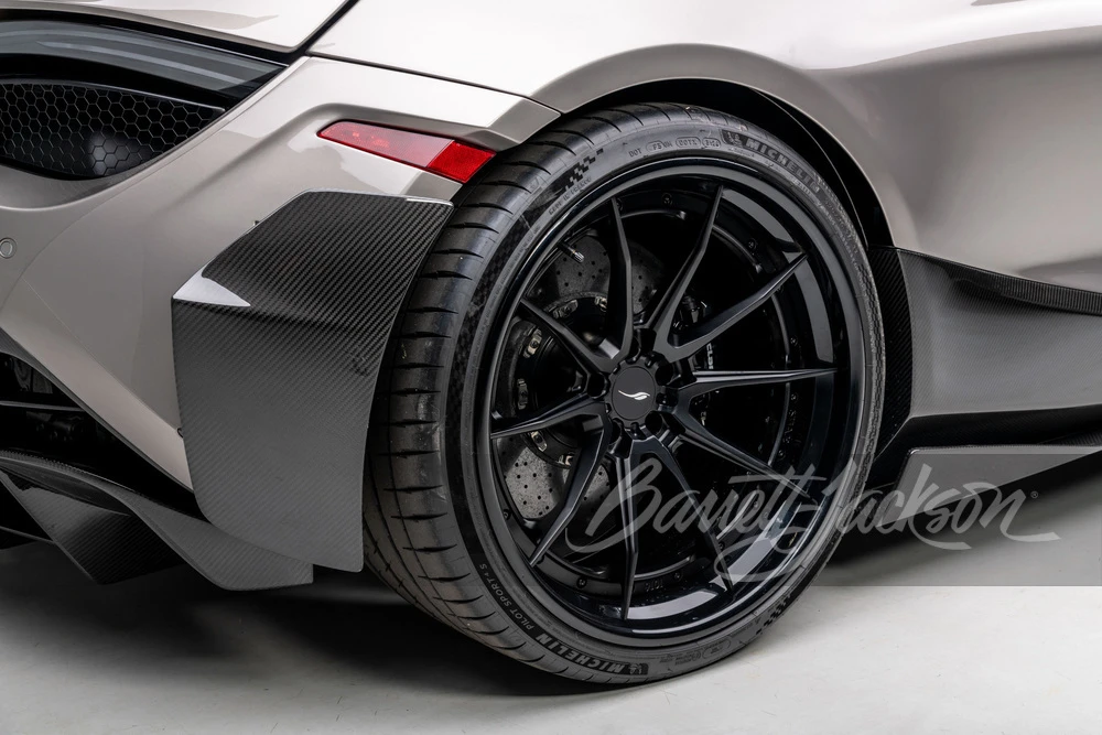 2018 McLaren 720S - Image 14 of 31
