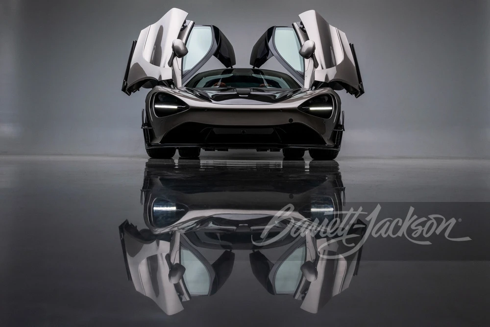 2018 McLaren 720S - Image 23 of 31