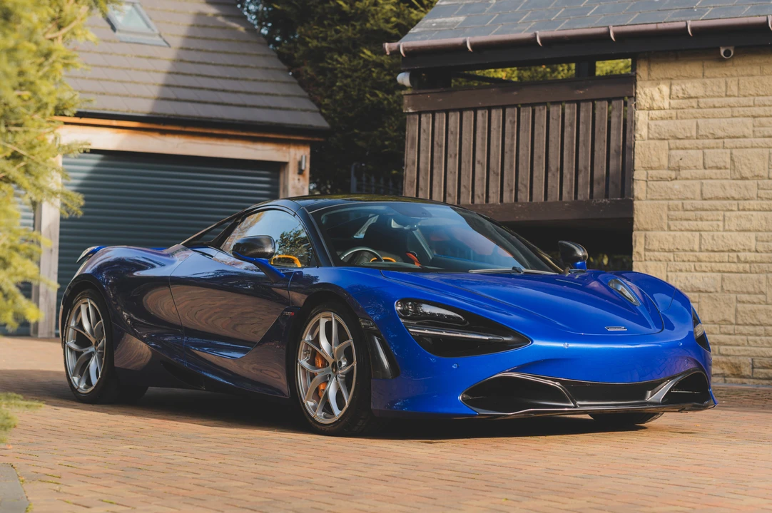 2018 McLaren 720S - Image 2 of 31
