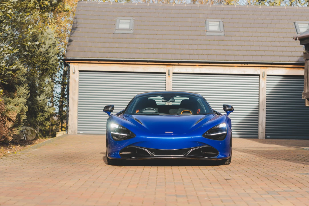 2018 McLaren 720S - Image 3 of 31