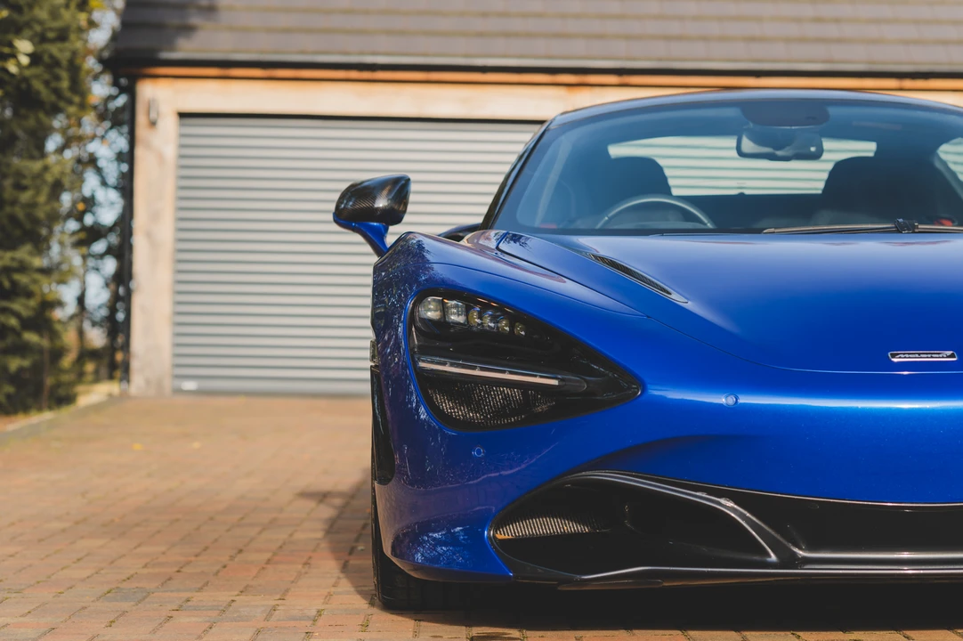 2018 McLaren 720S - Image 28 of 31