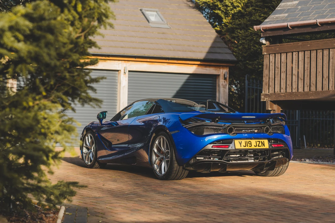2018 McLaren 720S - Image 24 of 31