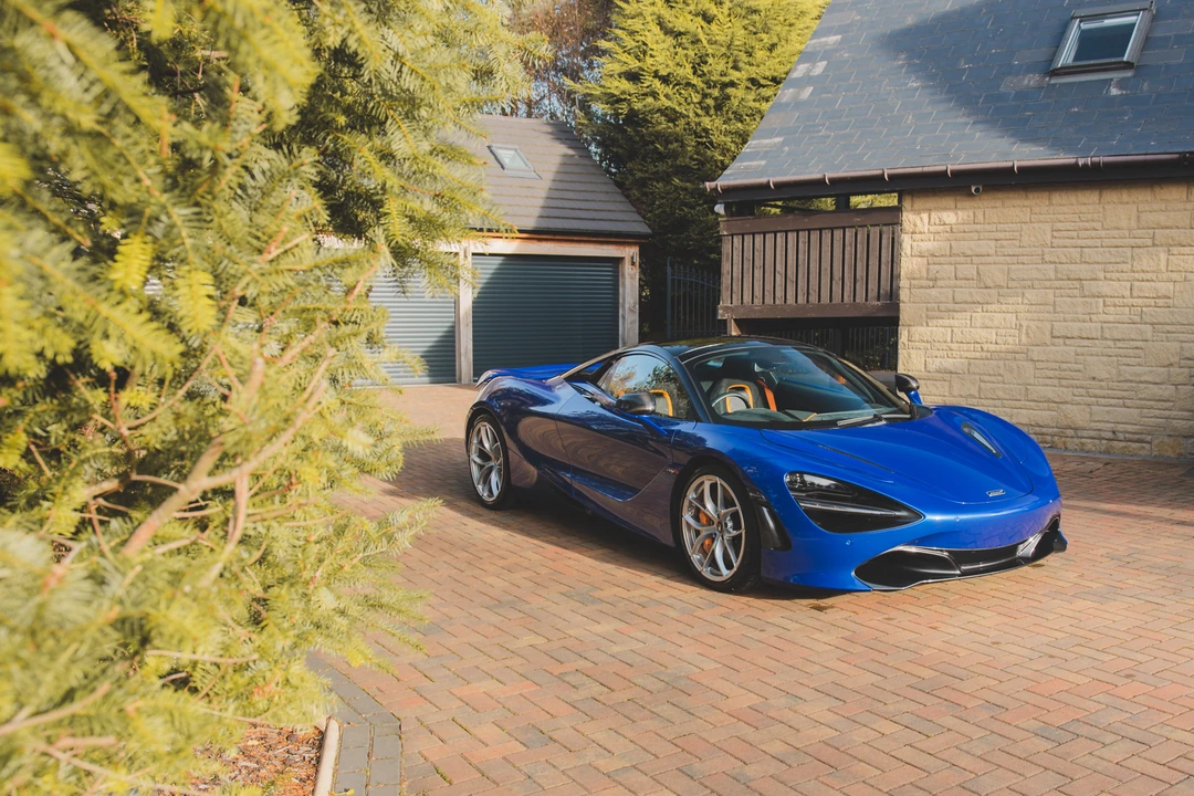 2018 McLaren 720S - Image 12 of 31