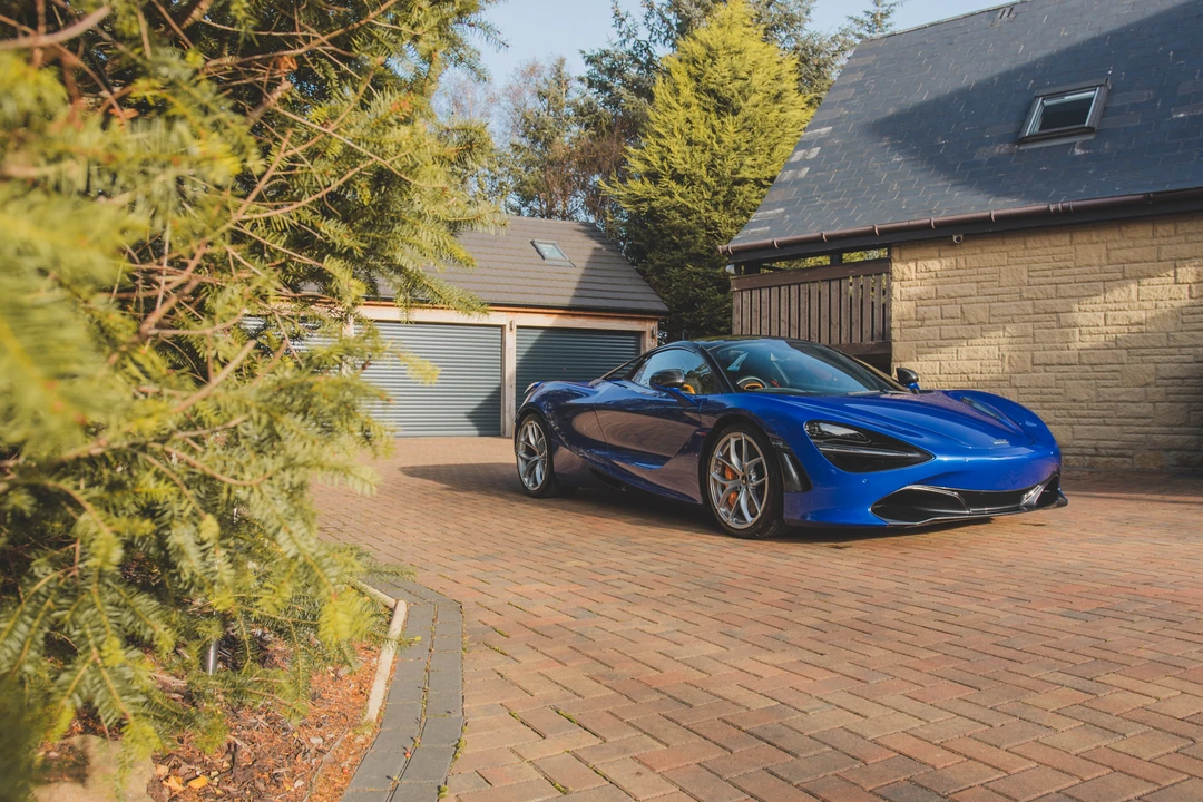 2018 McLaren 720S - Image 20 of 31